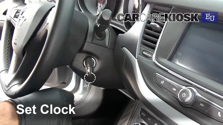2018 Opel Astra CDTI 1.6L 4 Cyl. Turbo Diesel Clock